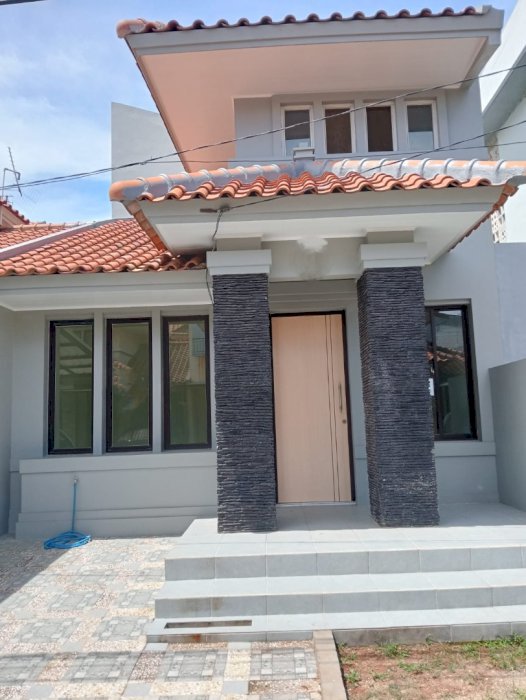Dijual Rumah di Taman Parahyangan - Lippo Karawaci