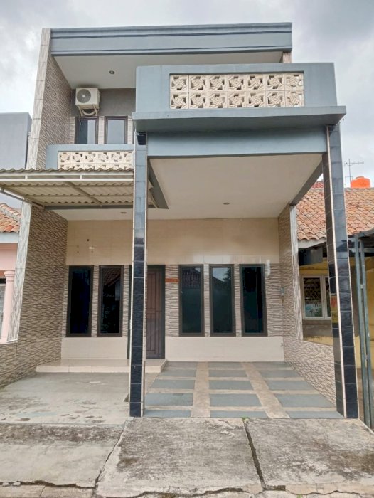 Rumah Disewa di Taman Singosari Lippo Utara Karawaci