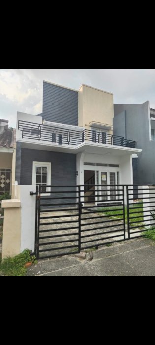 Dijual Rumah di Palm Golf Lippo Central