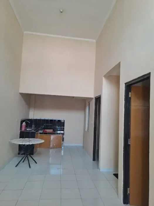 WTS rumah 1 Lt di Poris indah