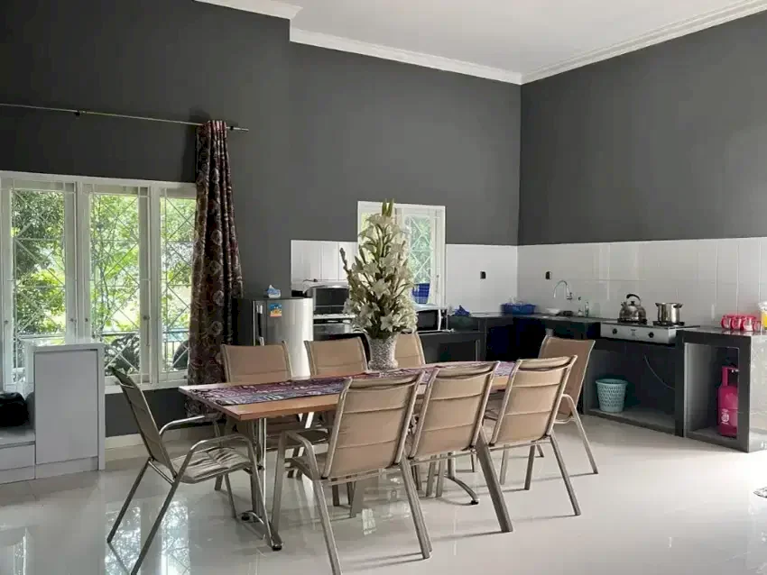 WTS Rumah di komplek DPR belakang kantor walikota