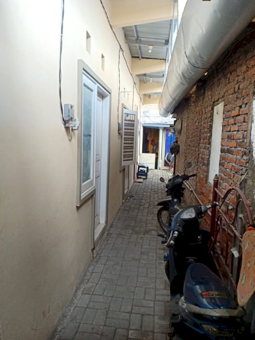 Dijual kost2an aktif (6 pintu)