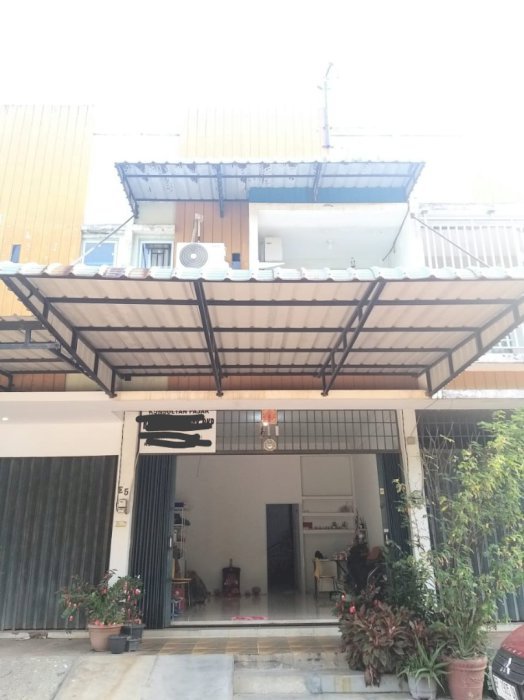 Dijual ruko lokasi strategis cocok untuk usaha  di Batam