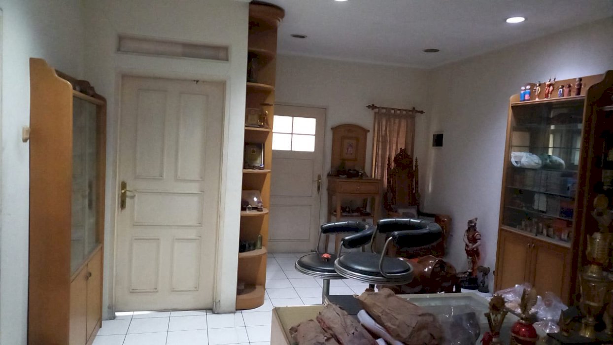 Di Jual BU Rumah 2 lantai Citra 2 Ext