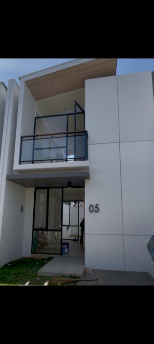 Disewakan Rumah Cendana Essense Lippo Karawaci