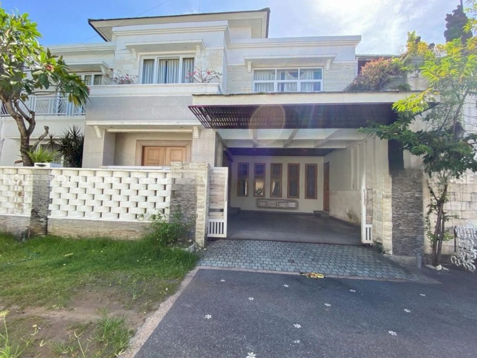 Di Jual Rumah Mewah Murah Di Renon Bali