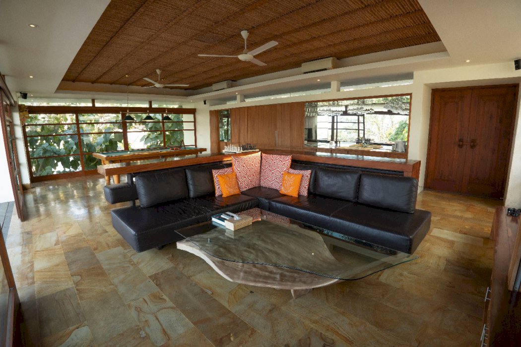 Dijual Luxury villa jimbaran ESTATE kuta bali Ocean View