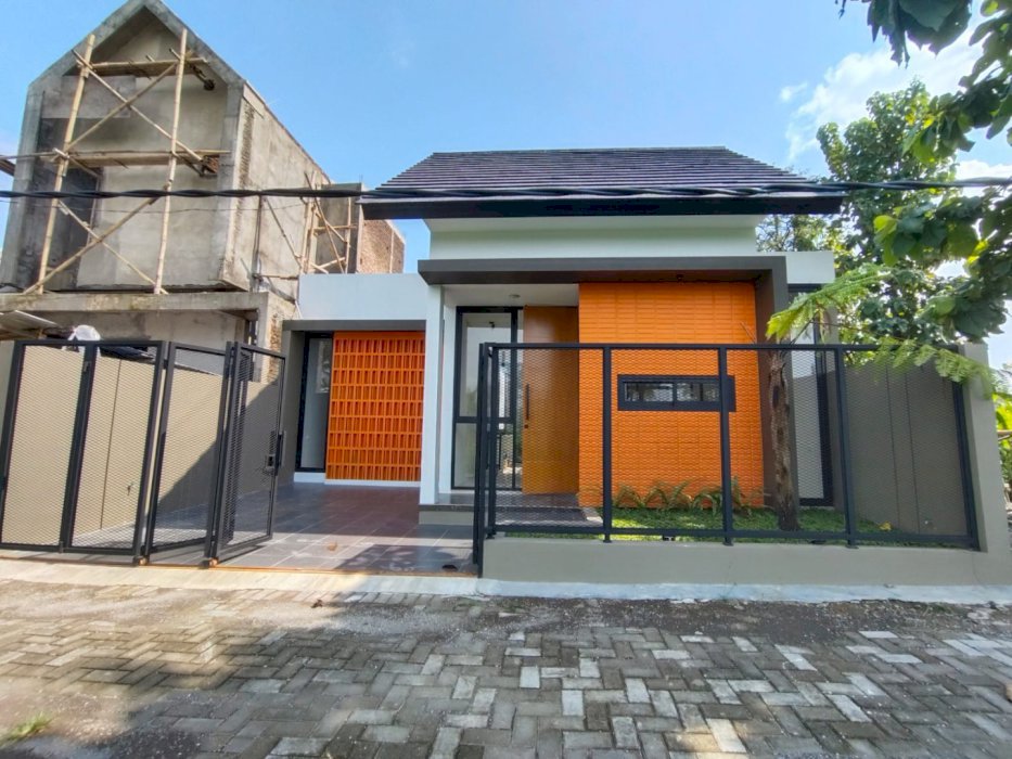 RUMAH SIAP HUNI STRATEGIS  DI JAKAL SLEMAN DIY