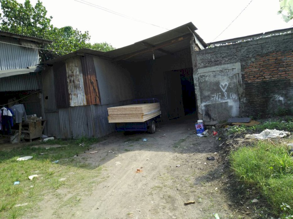 DIJUAL GUDANG FULL FURNITURE MASIH AKTIF DI BENDA RAYA KAMAL