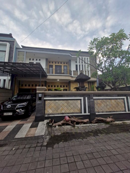 Di Jual Rumah Minimalis  2 Lantai Di Panjer Denpasar Selatan