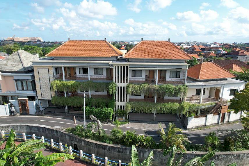 Di Jual 3 Unit Villa Full Furnished Di Seminyak Kuta Bali