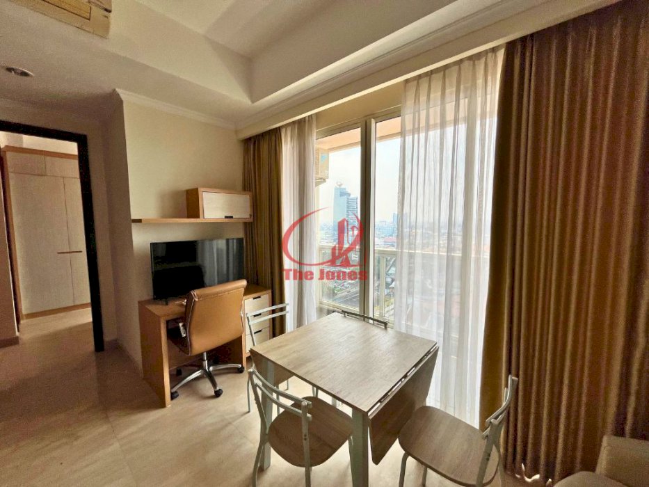 For Rent Apartemen Menteng Park Cikini 2 BR Fully Furnished (0040)