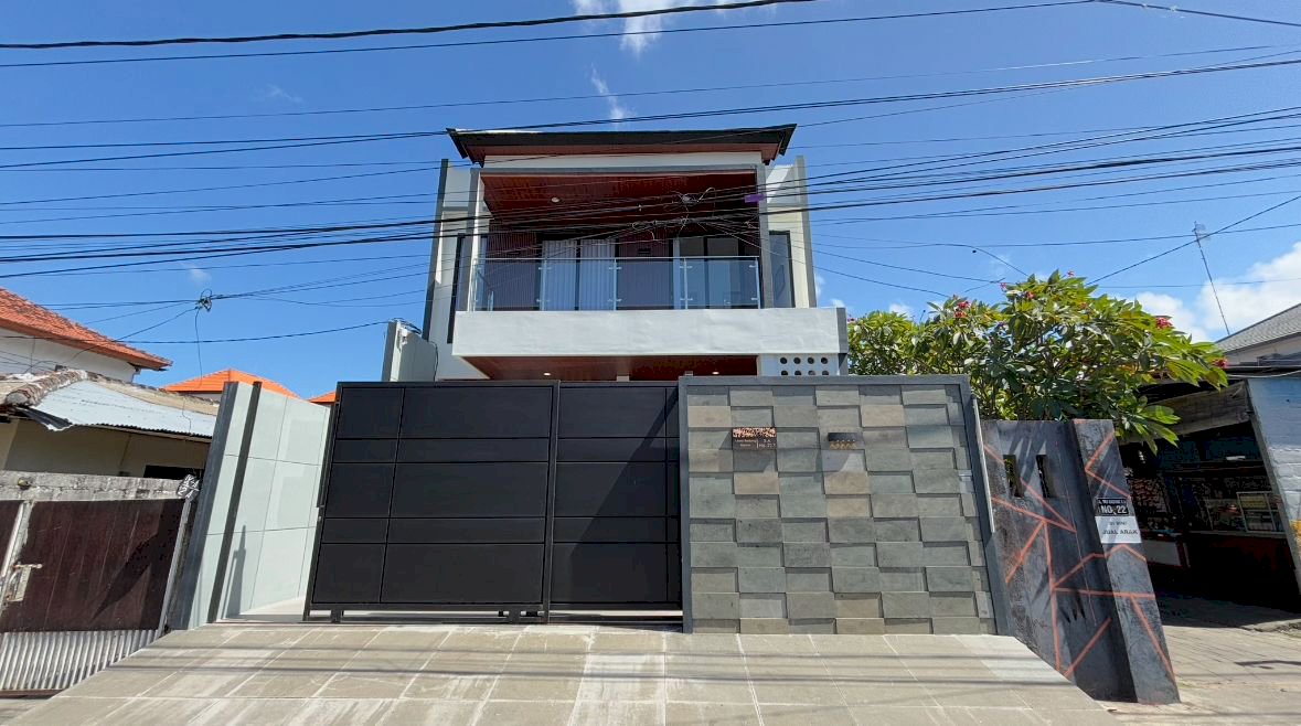 Rumah minimalis modern siap huni di Renon Bali