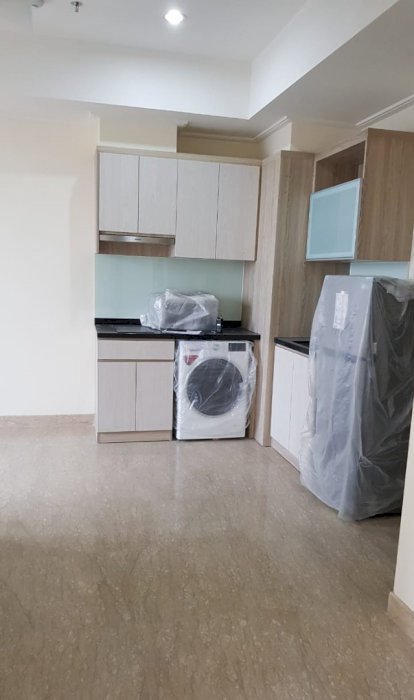 Jual Apartemen Menteng Park Tower Emerald  2 BR Semi Furnished (0070)