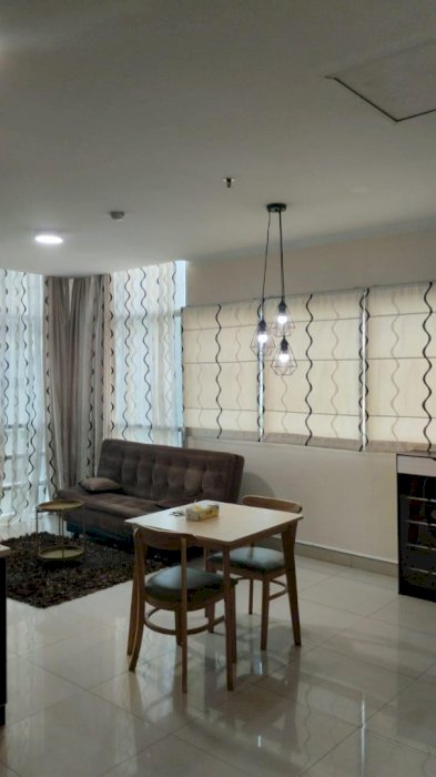 Sewa Apartemen Sahid Sudirman Residence 2+1 BR Fully Furnished (0076)