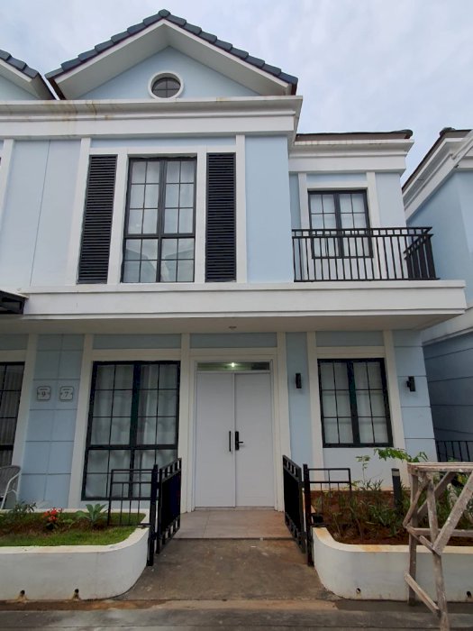 Di Jual atau di sewakan rumah  full furnished di Wanakerta Tangerang