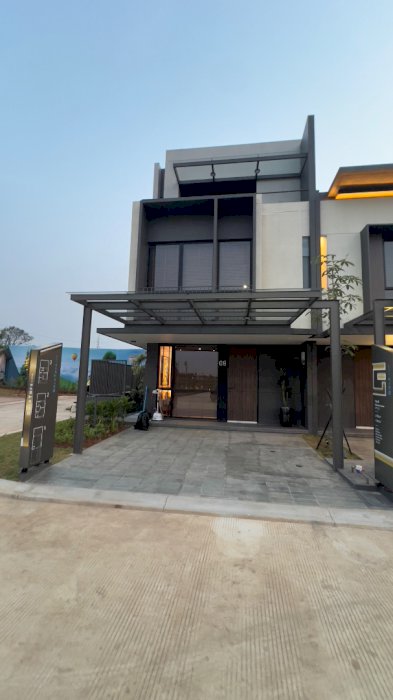 Goldtops Livin – Rumah 3 Lantai di Lippo Cikarang, 759 Juta, NUP!