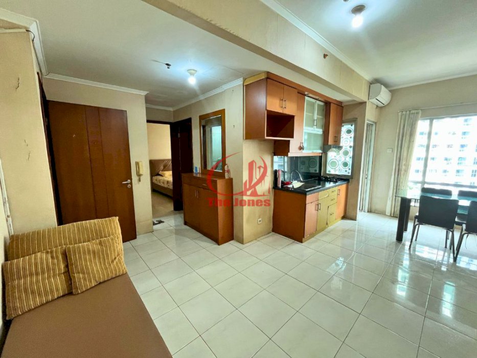 Sewa Apartemen Sudirman Park 2 Bedroom Fully Furnished (0111)