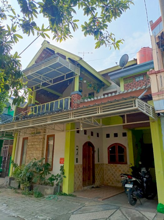 Di Jual Rumah 2 Lantai Lokasi Strategis Di Gejagan Loceret Nganjuk