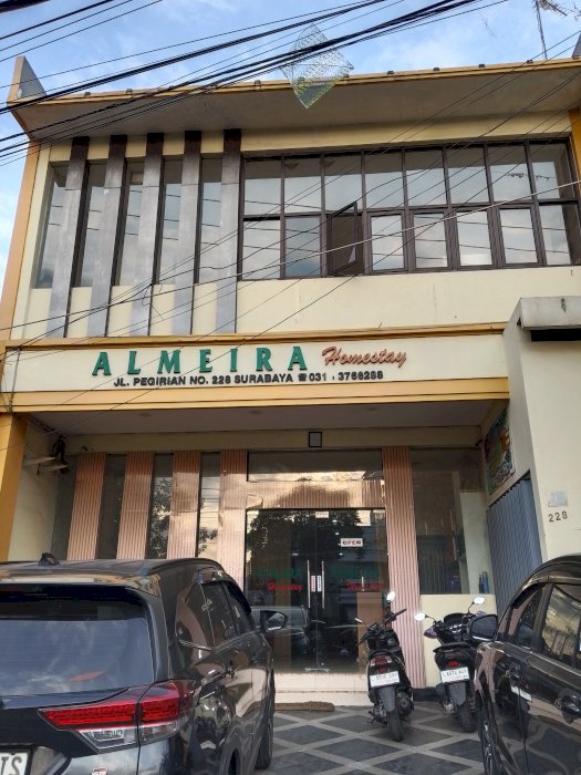 Di jual hom stay ampel