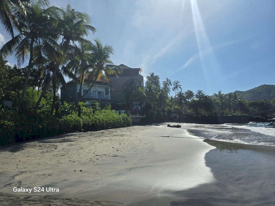 Tanah di jual Los Pantai Pasir Putih Karangasem Bali
