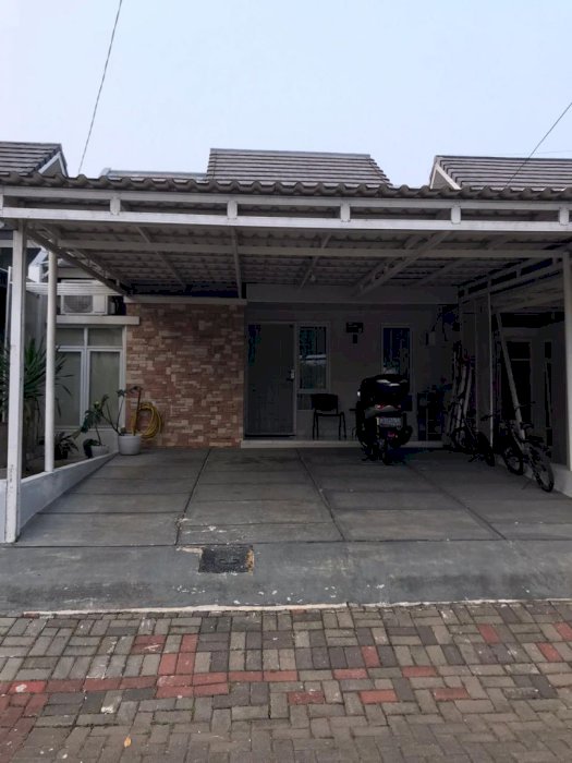 Rumah Spring Garden Residence