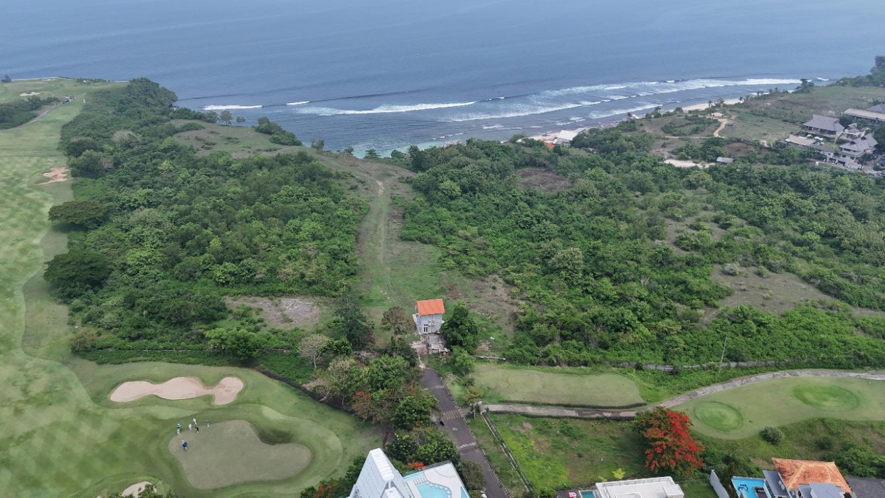 Los tebing PECATU 1,1 are kuta selatan Badung Bali  (isoae) DKO