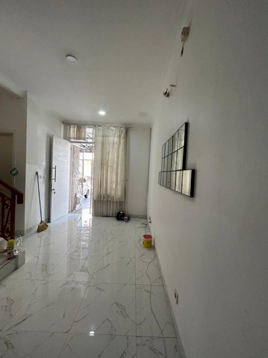 Disewakan Rumah Cluster Lasine Jakarta Garden City