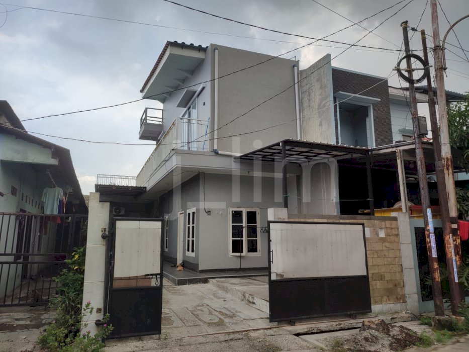 Dijual Rumah Kost lokasi Taman Harapan Baru Bekasi