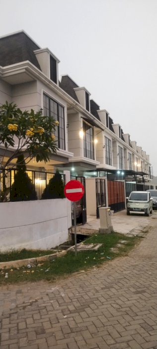 Dijual Perumahan Mewah Casa Varya Residences Jakarta Barat