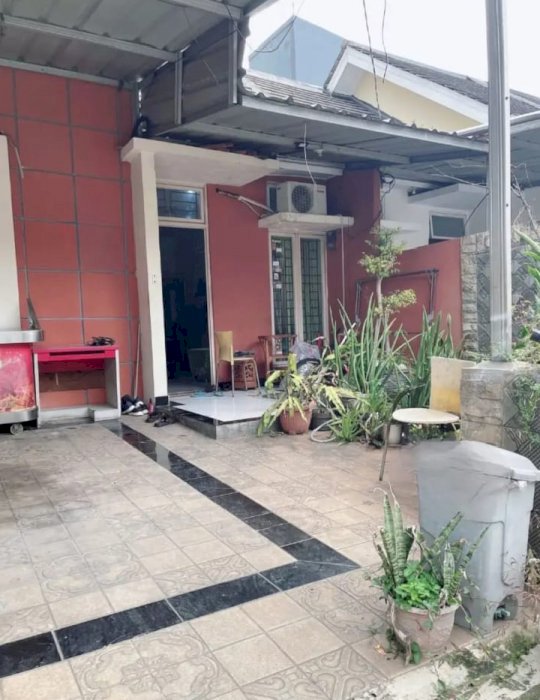 Di jual rumah strategis di Perum Maharaja Depok Pancoran Mas Depok