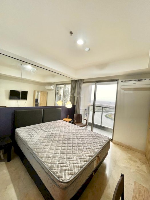 Sewa Apartemen Gold Coast PIK Type Studio Fully Furnished (0206)