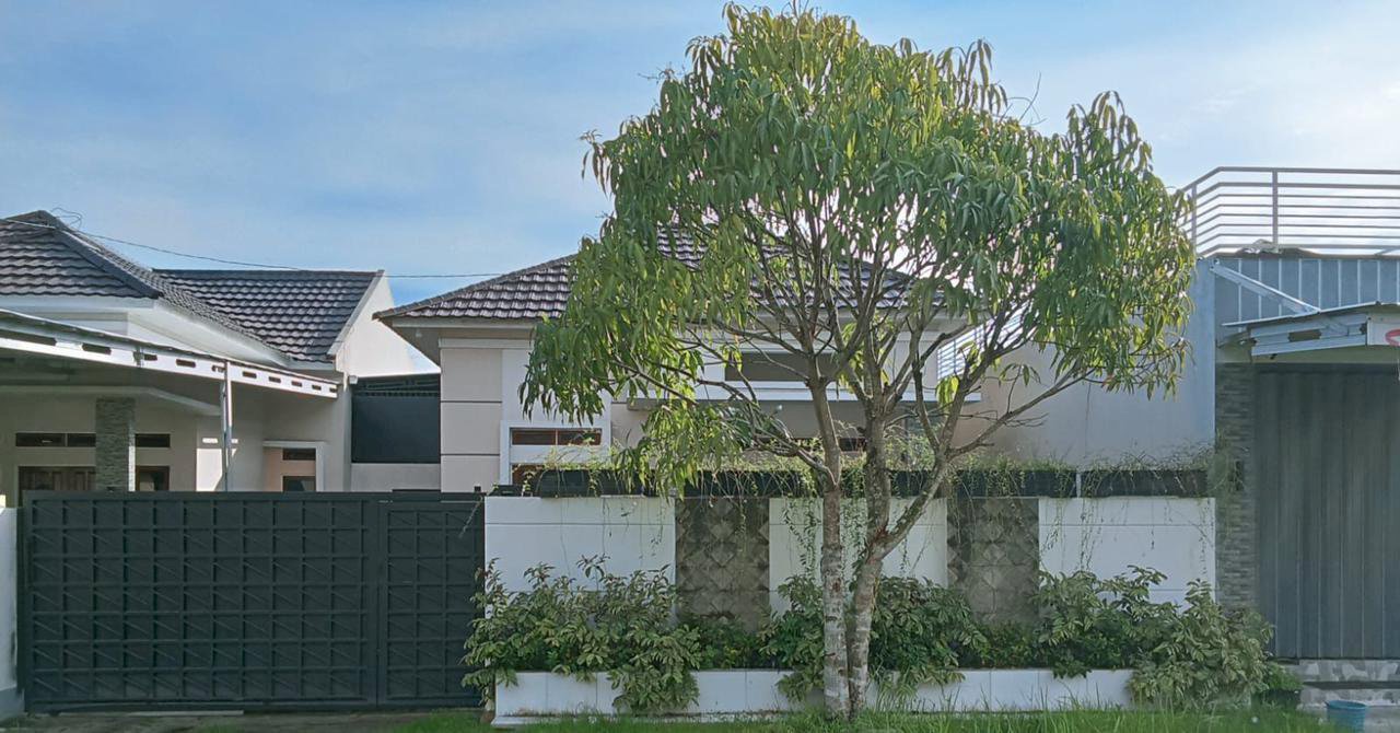 Di jual rumah siap huni strategis di Palangkaraya Kalimantan