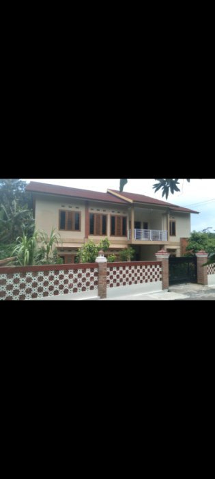 Rumah Adem model villa