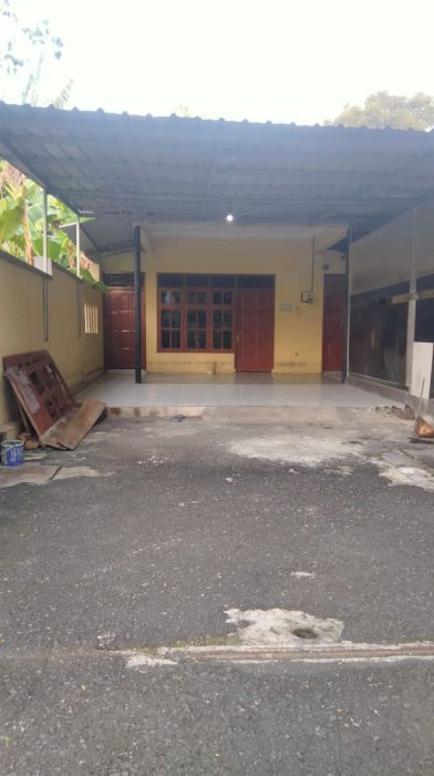 Dijual, Jual Rumah Siap huni, Semarang Barat