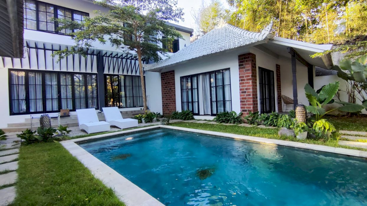 Di jual villa lokasi srategis Badung Bali