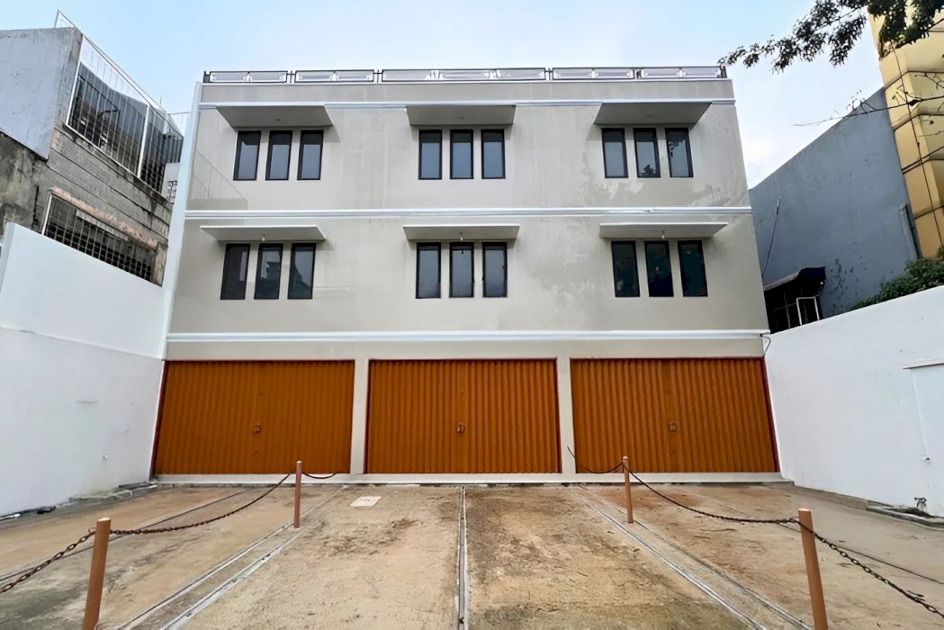 Disewakan 3 unit ruko baru di Mampang Prapatan, Tegal Parang (0287)