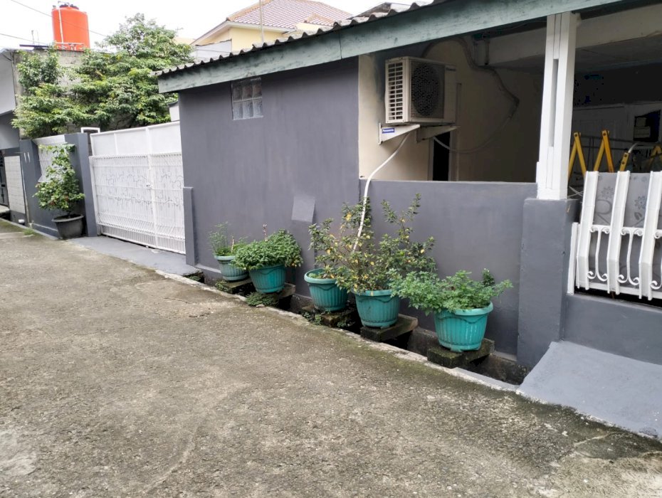 Di jual rumah strategis di Perumnas 2 pusat kota Bekasi