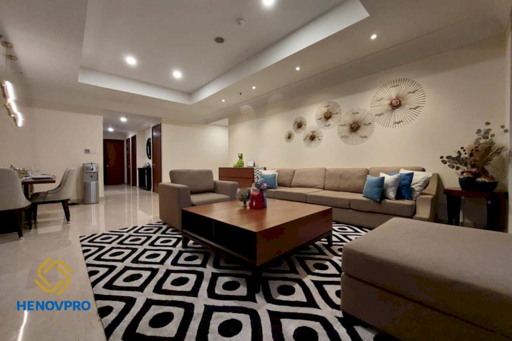 Pakubuwono Residence For Rent 3+1 Study Full Furnish Best View