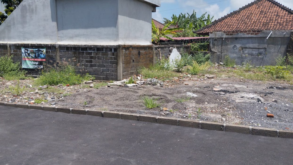 Dijual tanah lokasi strategis Jalan Raya Celuk Sukawati Gianyar Bali