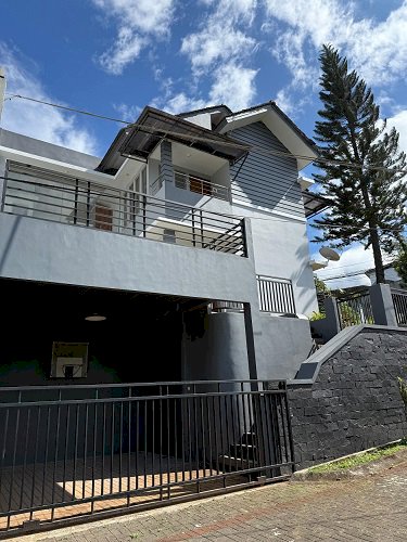 Jual Rumah Villa Di Buana Hiltop Cilengkrang - UjungBerung !