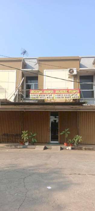 Jual ruko dengan lokasi yg srategis