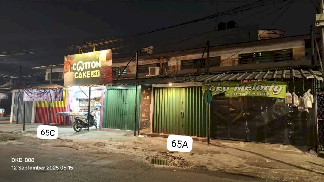 DISEWAKAN DUA UNIT KIOS - DI TEPI JALAN PEMUKIMAN PADAT PENDUDUK