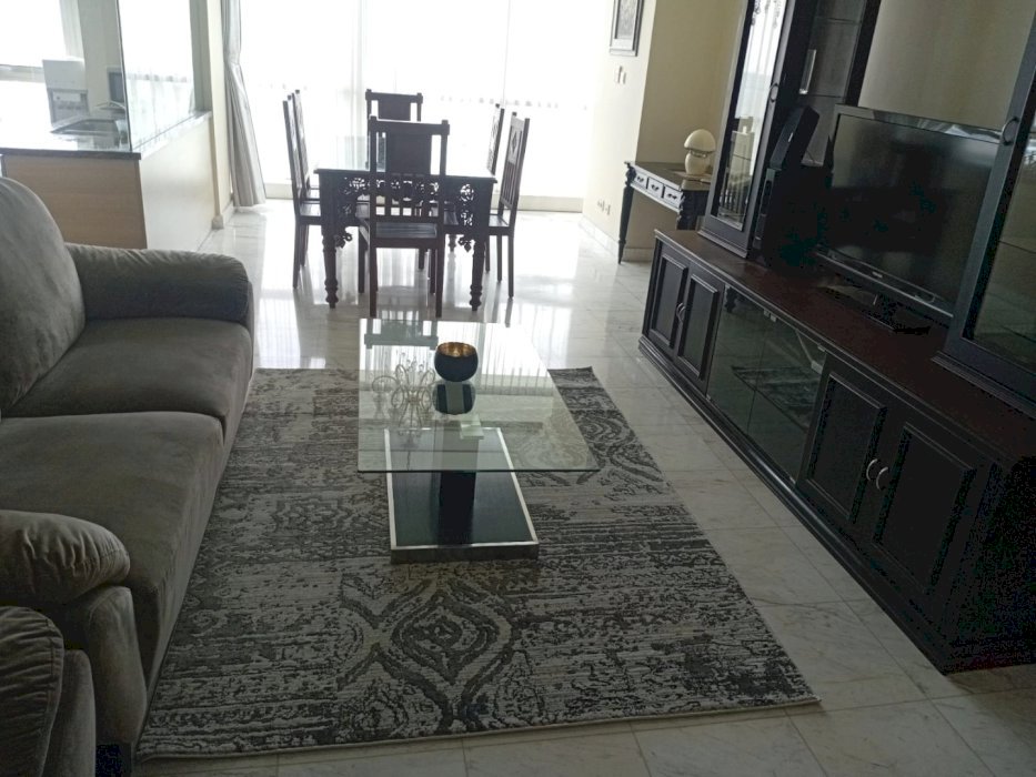 Sewa Apartemen The Peak Residence 3+1 Br Full Furnished (0405)