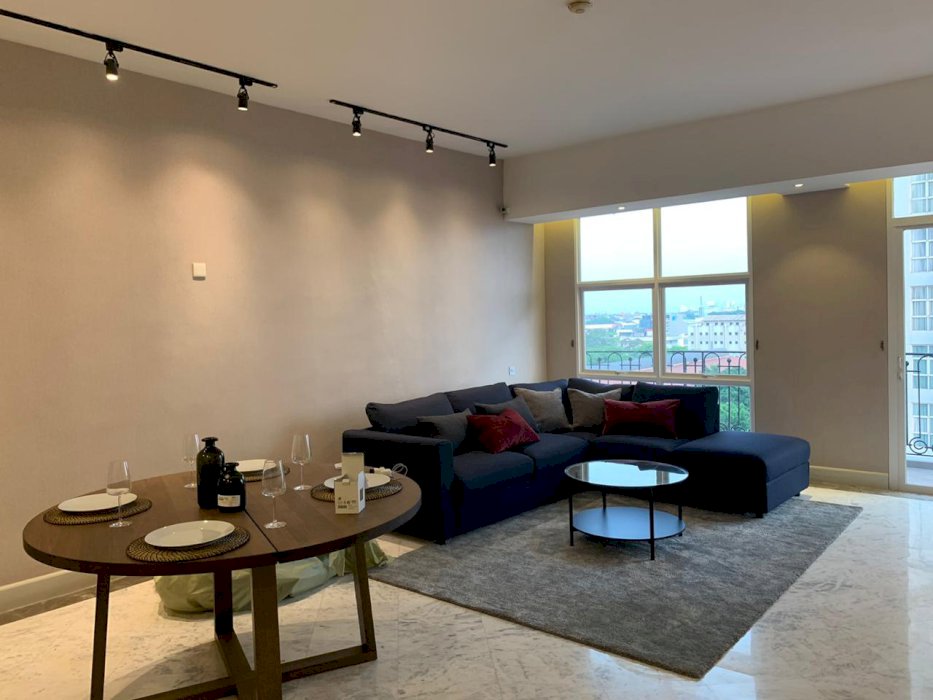 For Rent Apartemen Menteng Executive 3+1 BR Fully Furnished (0414)