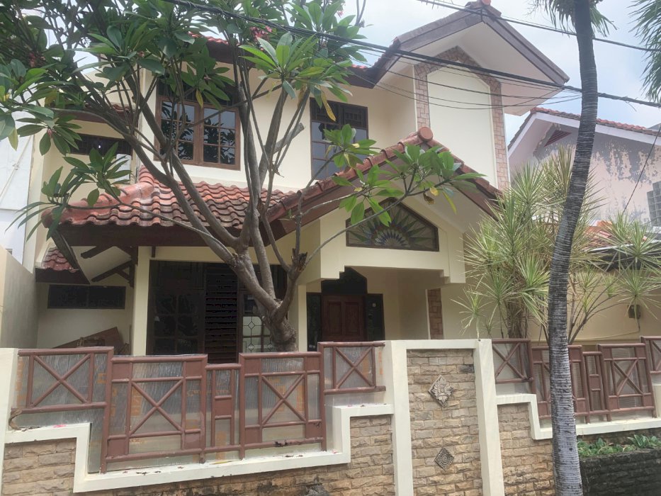 Dijual/Disewakan Rumah Cipinang Indah 2