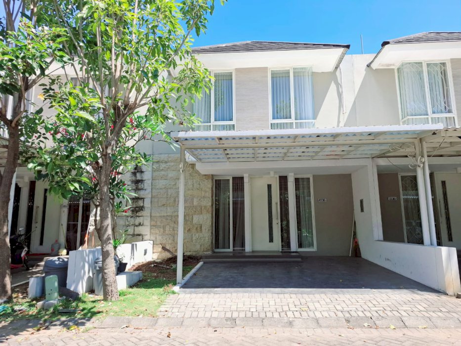 DIJUAL CEPAT RUMAH SIAP HUNI GREENLAKE CITRALAND SURABAYA BARAT