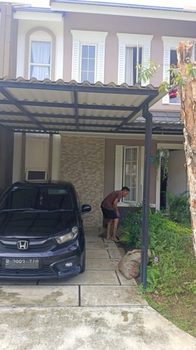 Dijual rumah di lokasi strategis di Rancamaya Estate Golf, Bogor