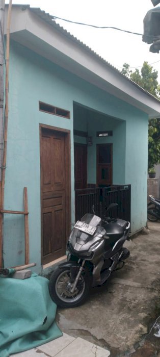Dijual rumah dengan bangunan baru yang siap huni