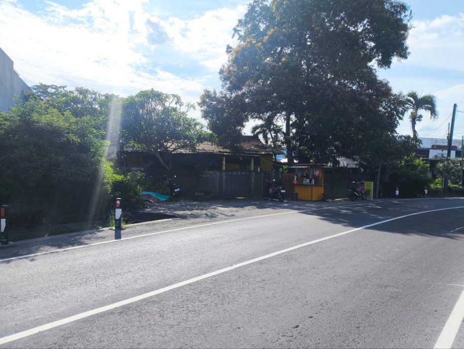 Di jual tanah kawasamn pulau moyo denpasar